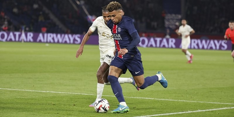 Aston Villa gặp nhiều tổn thất về lực lượng so với đối thủ