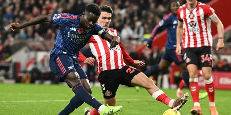 Arsenal có phong độ cực cao trong khi Sunderland đang chơi tốt tại sân nhà